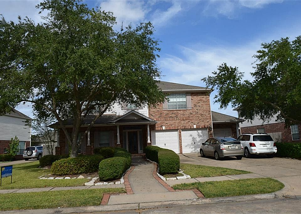 1st image of 2218 Arundel Crossing Dr