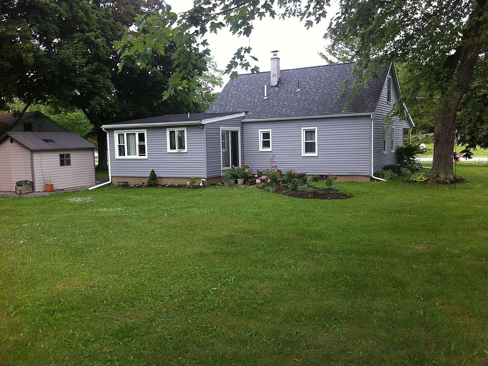 2nd image of 8892 Hartshorn Rd