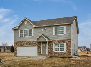 560 Gipp Dr, Manteno, IL 60950