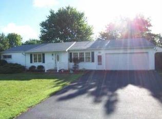 1066 Webster Rd, Webster, NY 14580