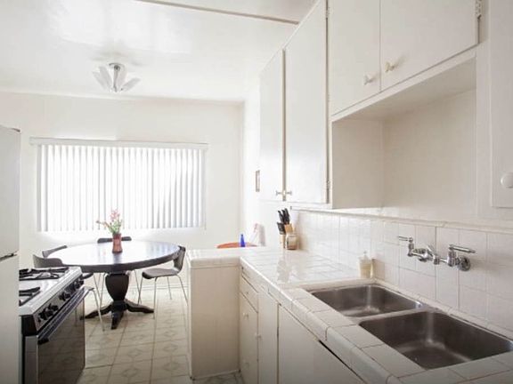 2nd image of 140 S Elm Dr APT 8