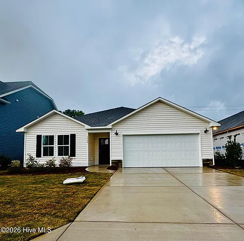 1056 Ben Thomas Dr NE Photo 1