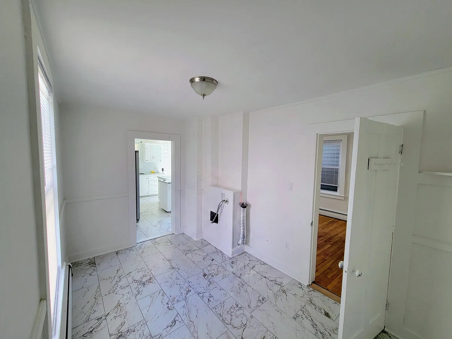 2 bed, 1200 sqft, $1,750 — Photo 4