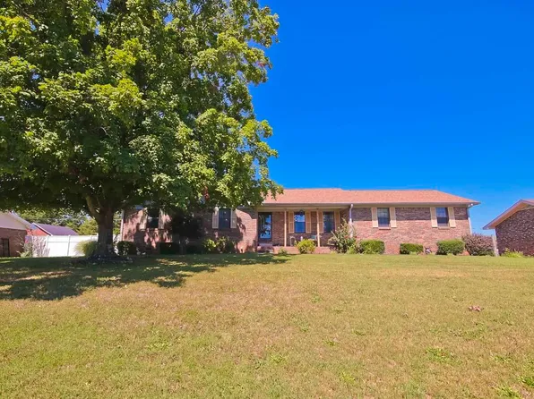 505 Hickory St, Muscle Shoals, AL 35661