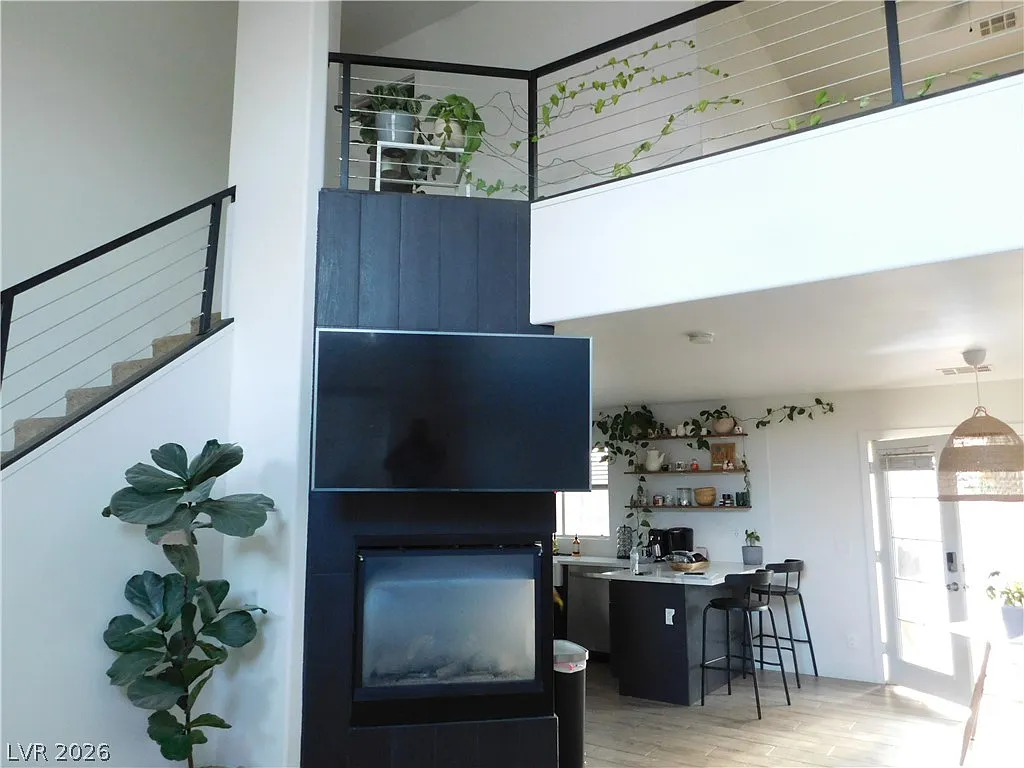 3 bed, 2.5 bath, 1698 sqft, $3,000 — Photo 4