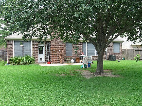 3rd image of 13739 Wheatbridge Dr