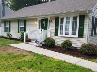 1306 Hawthorne St, Shady Side, MD 20764