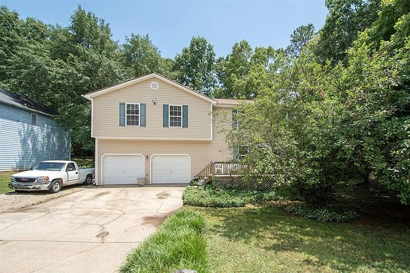 1st image of 3560 Quail Hollow Trl