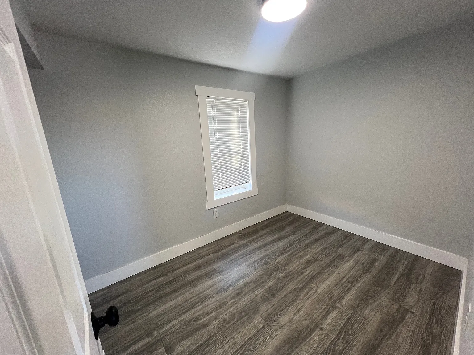 1145 S. Cedar - 5 — Photo 4