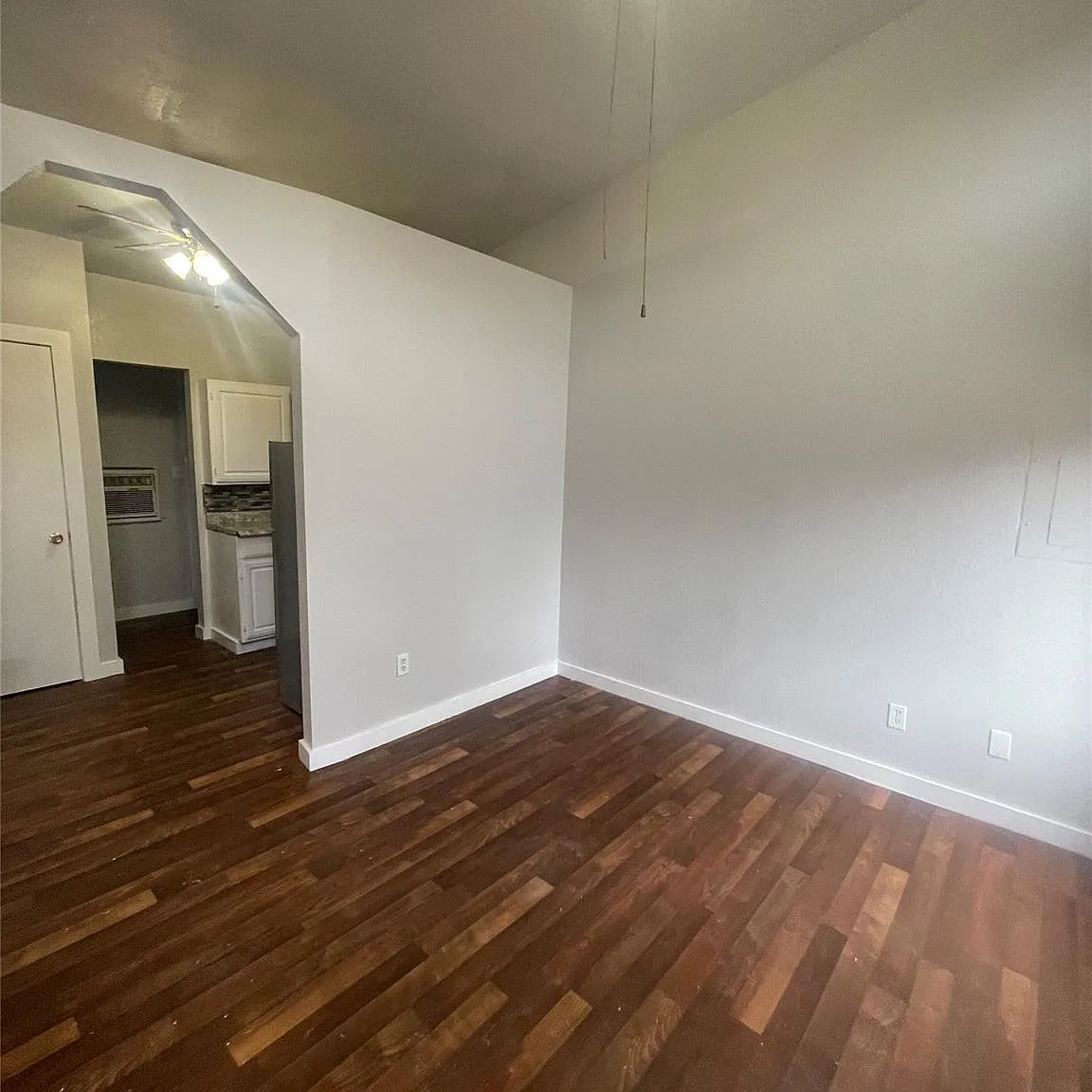 1 bed, 1.0 bath, 700 sqft, $925 — Photo 4