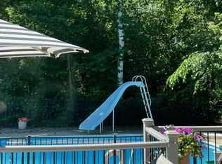 1574 Sherwood Ct, Eagan, MN 55122