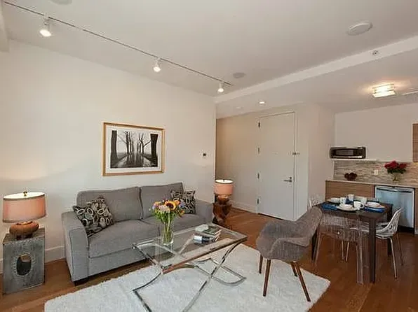 301 Sullivan Pl, Brooklyn, NY