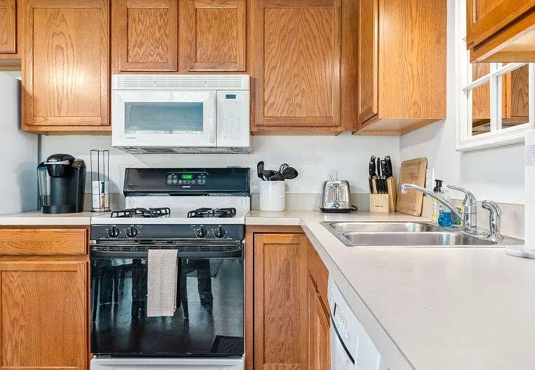 Kitchen, Dining