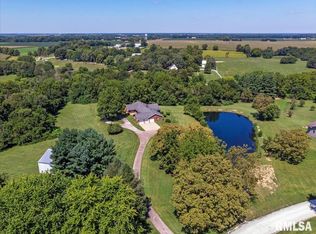 7761 Roberts Rd, New Berlin, IL 62670