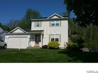8597 Bayview Dr, Cicero, NY 13039