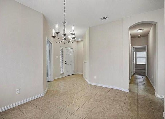 5th image of 2117 Jasmine Valley Dr
