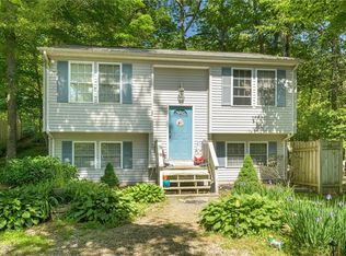 36 E Shore Dr, Exeter, RI 02822