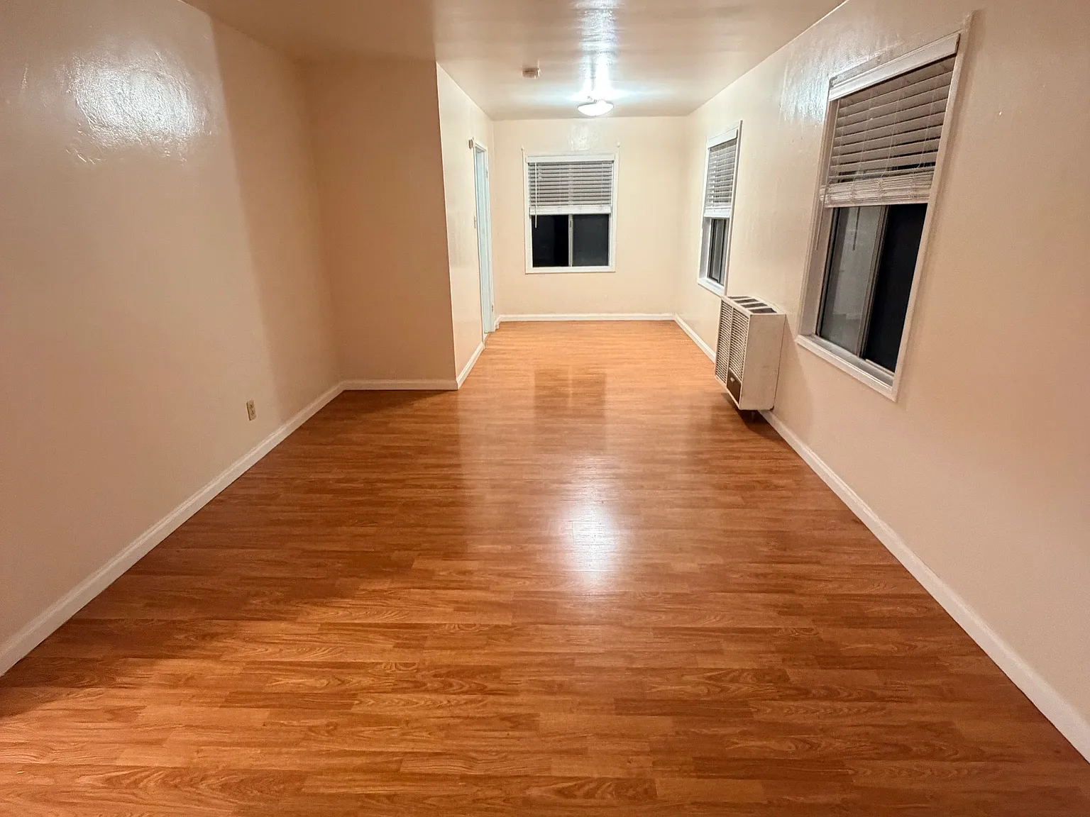 1 bed, 680 sqft, $1,800 — Photo 3
