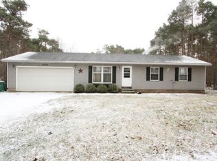 13910 136th Ave, Grand Haven, MI 49417