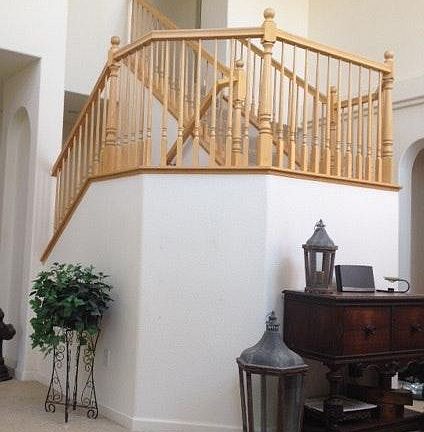 4th image of 1049 Woodcrest Ct