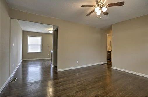 4th image of 8303 Isabel St