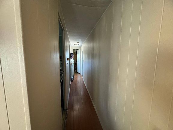 4th image of 2636 Lexington Ave Space 31