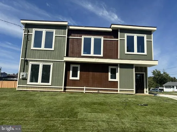 43 E Hodges Ave, Lawnside, NJ 08045