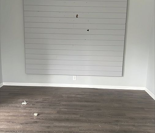2nd image of 3357 Minnehaha Ave