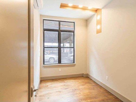 3rd image of 442 Meeker Ave #1CD