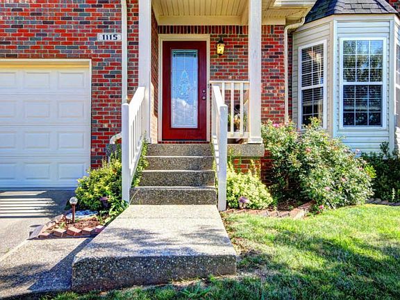5th image of 1115 Summit Dr