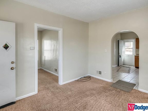 3rd image of 5025 S 42nd St