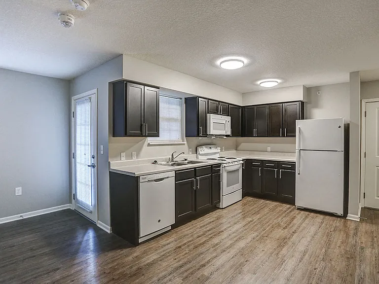 Kitchen and dining area