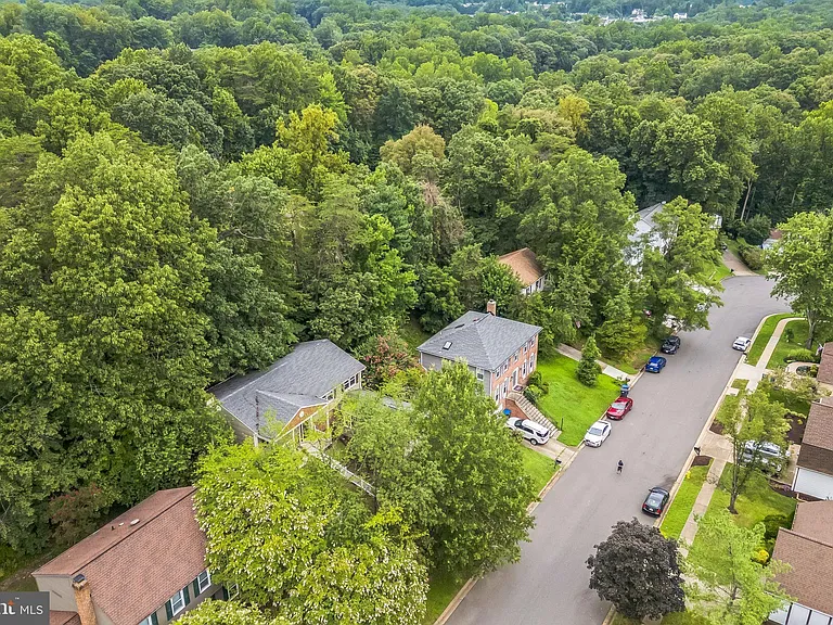 16080 Deer Park Dr — Photo 32