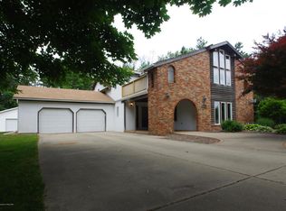 11990 Eden Trl, Eagle, MI 48822