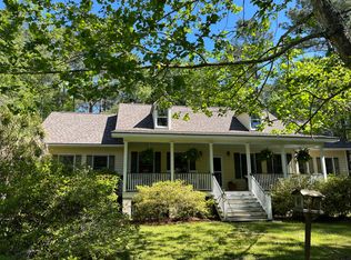 912 Geneva Moore Rd, Mc Clellanville, SC 29458