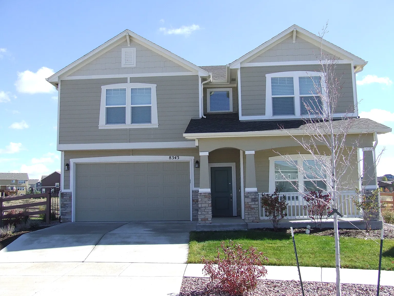 4 bed, 2746 sqft, $3,000 — Photo 3
