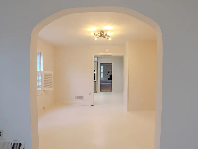 825 Cumberland St — Photo 11