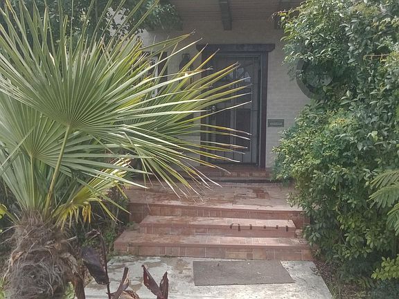 2nd image of 2341 Ashley St #2