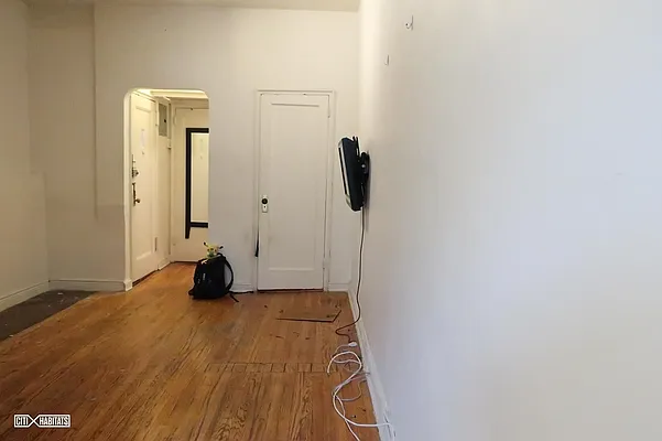 Rented by Citi Habitats | media 14