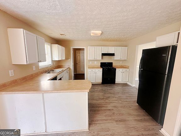 3rd image of 8036 Harmony Lakes Dr