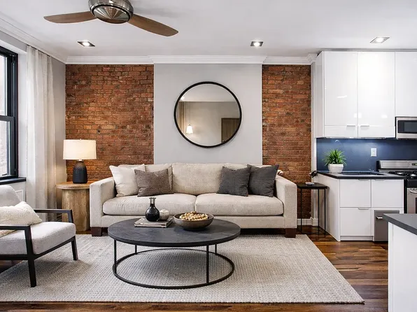 250 East 50th Street image 1 of 2