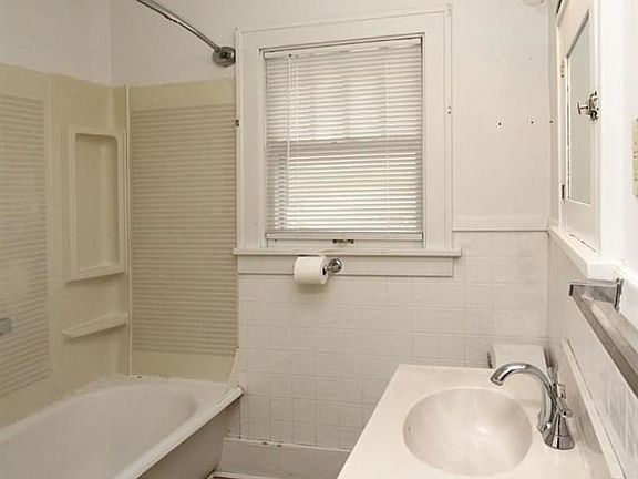 4th image of 1525 Pawnee St