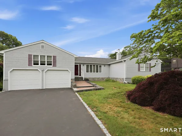 7 Dogwood Drive, Ansonia, CT 06401