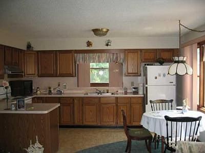 5th image of 4824 Johnanne Dr