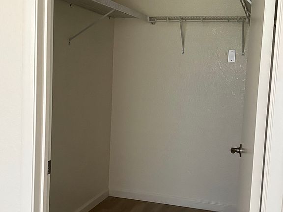 3rd image of 1909 High Valley Ct Unit 105