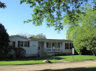 404 Pawnee Trl, Marengo, IL 60152