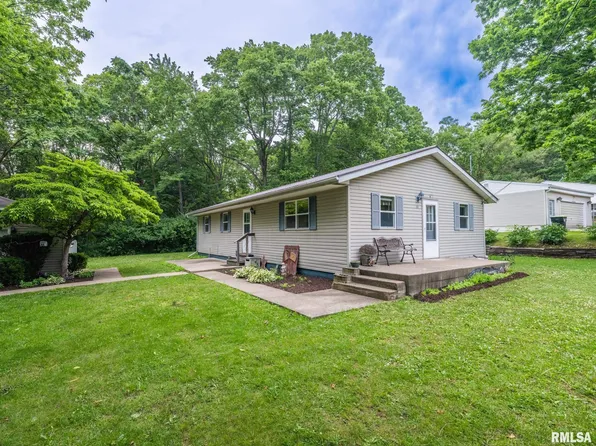 325 Lincoln Blvd, North Pekin, IL 61554