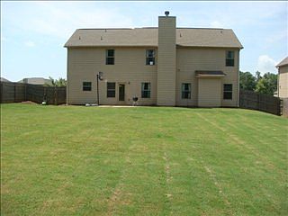 2nd image of 2927 McKinley Dr