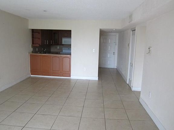 2nd image of 7010 Miami Gardens Dr APT 5-511