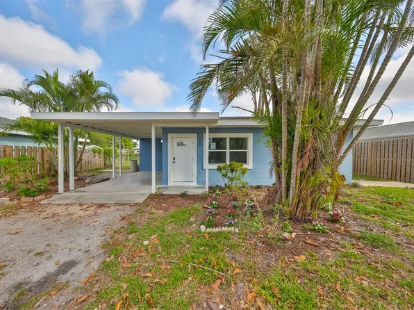 3241 Williamsburg St, Sarasota, FL 34231
